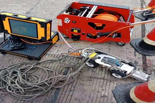 新市CCTV管道检测机器人